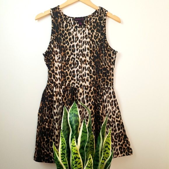 Size Large Leopard Print Baby Doll Dress - Picture 4 of 6